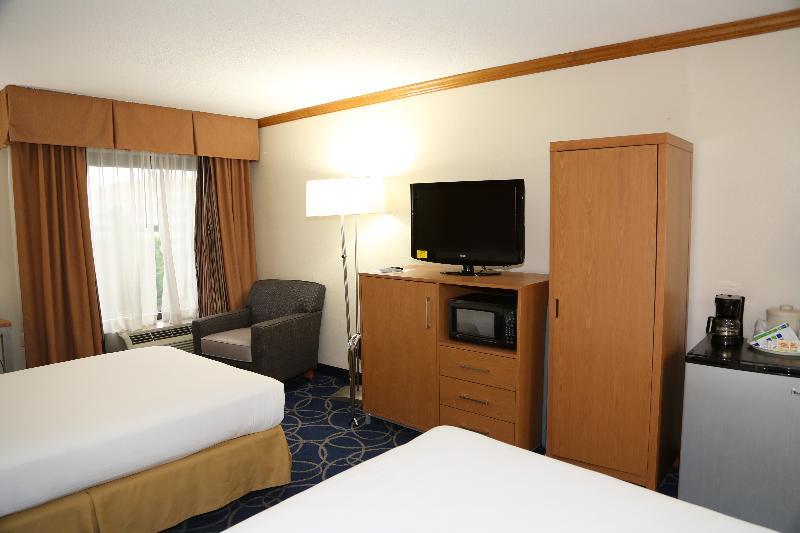 Comfort Inn & Suites Houston I-10 West Energy Corridor Buitenkant foto