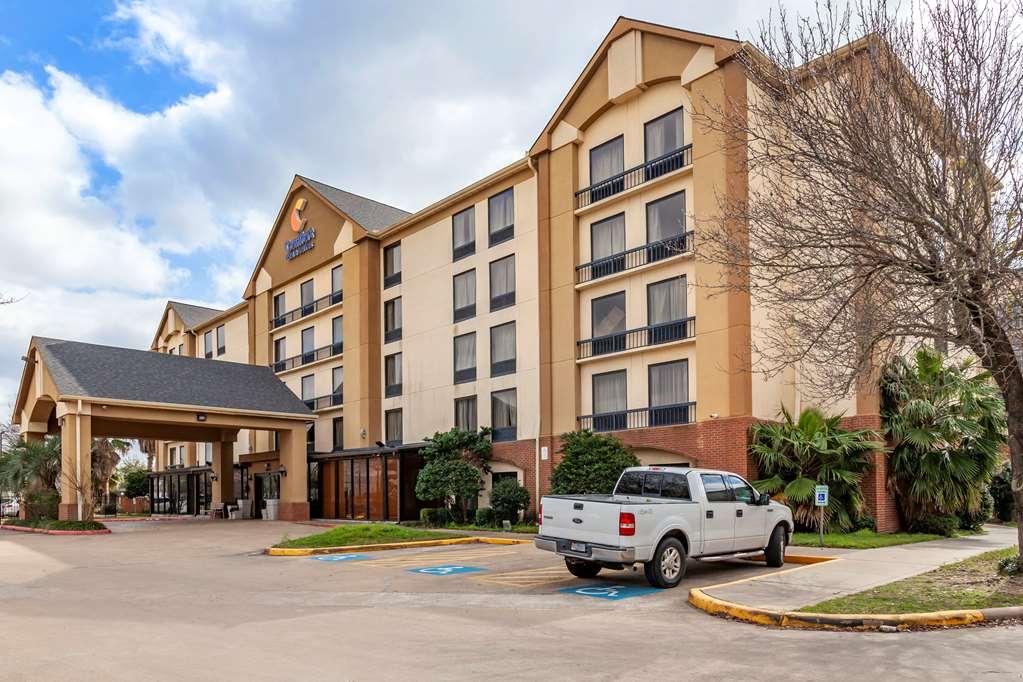 Comfort Inn & Suites Houston I-10 West Energy Corridor Buitenkant foto