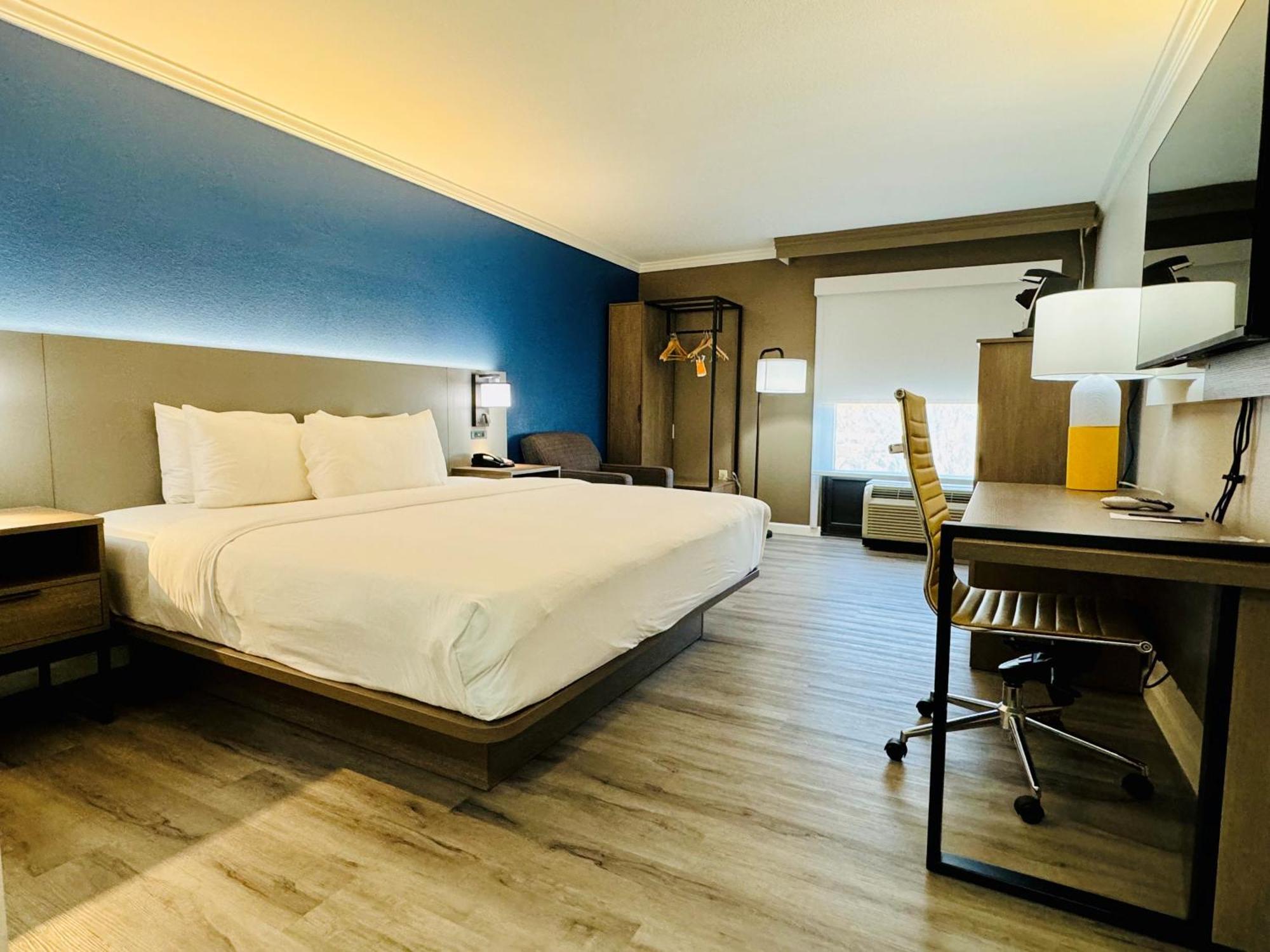 Comfort Inn & Suites Houston I-10 West Energy Corridor Buitenkant foto