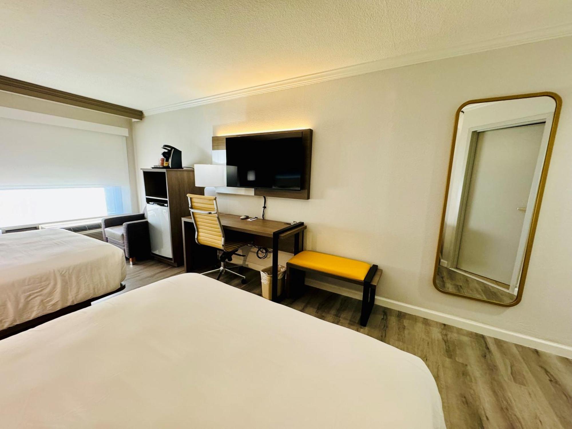 Comfort Inn & Suites Houston I-10 West Energy Corridor Buitenkant foto