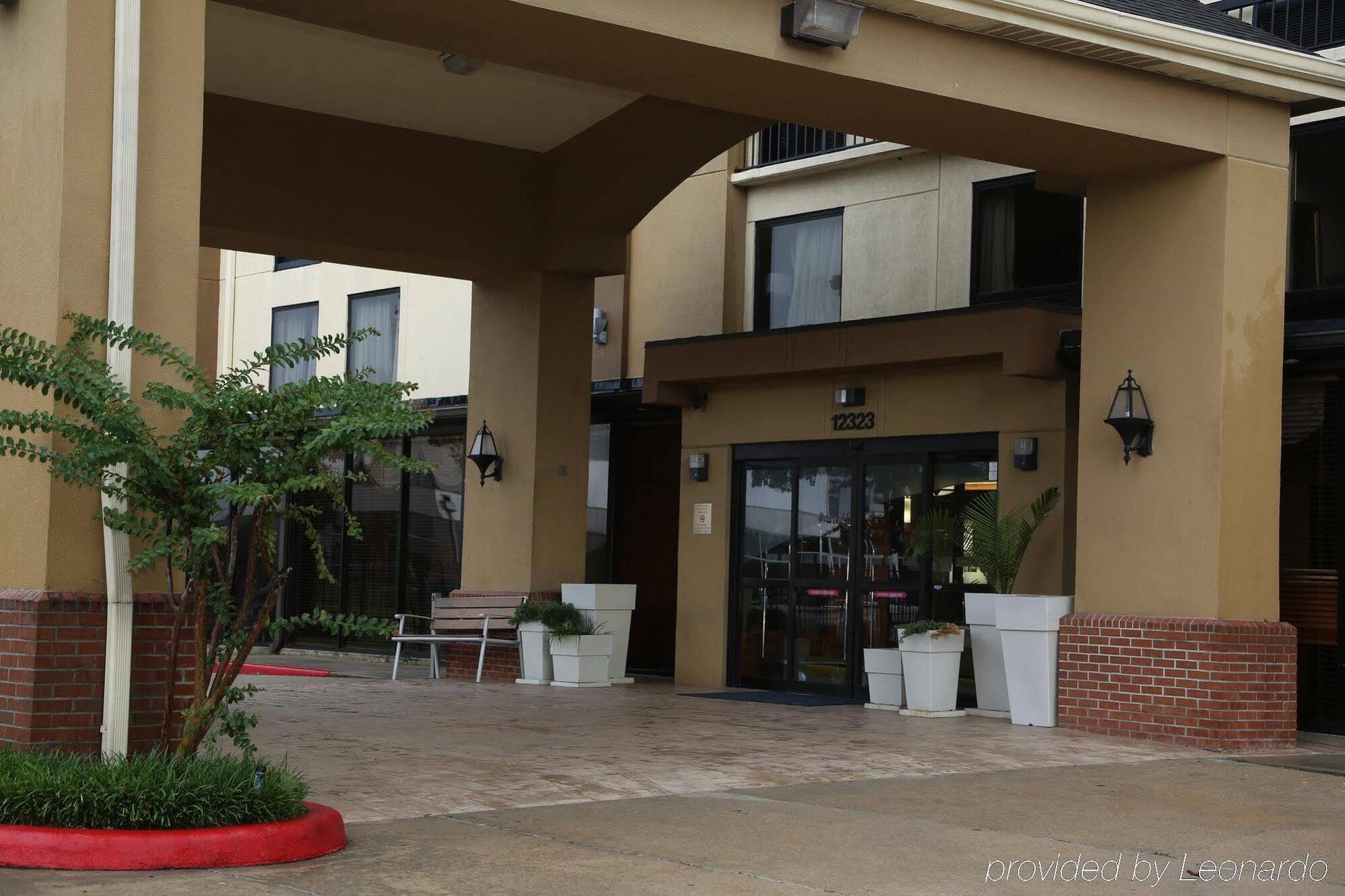 Comfort Inn & Suites Houston I-10 West Energy Corridor Buitenkant foto